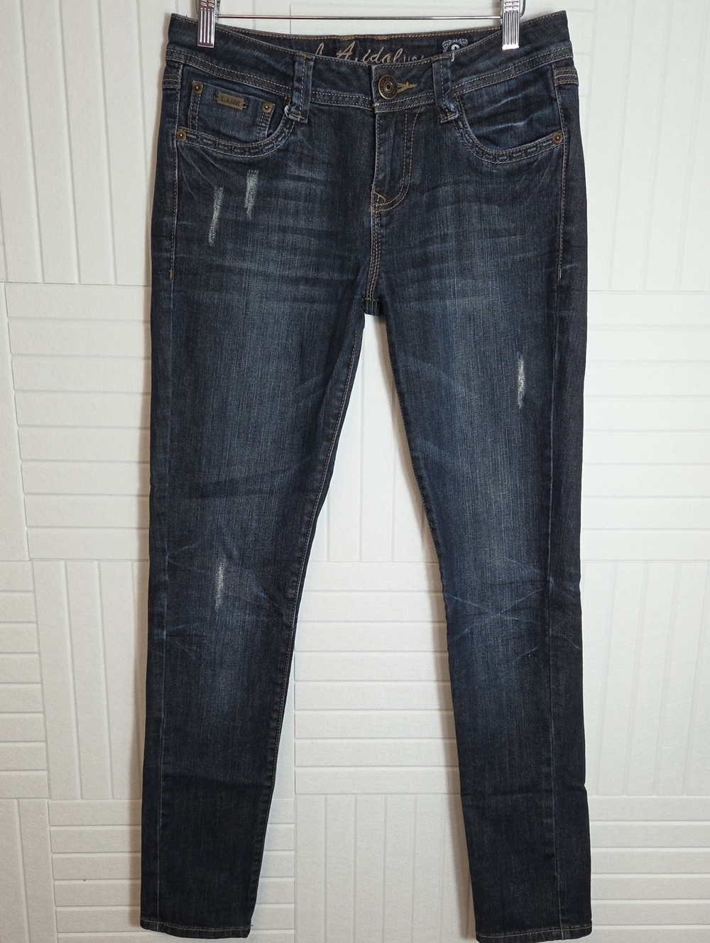 LA Idol Distressed Skinny Jeans Size 9/31